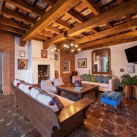 Barbara'S Boutique Hostel Antigua Екстер'єр фото