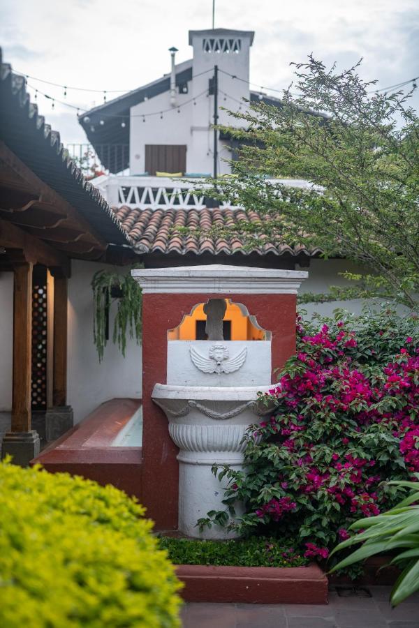 Barbara'S Boutique Hostel Antigua Екстер'єр фото