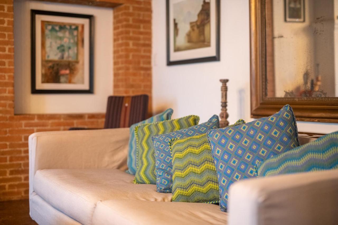 Barbara'S Boutique Hostel Antigua Екстер'єр фото